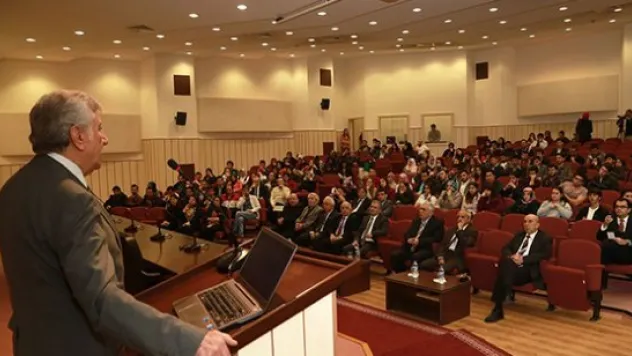 Erciyes Üniversitesi'nde Kayseri'nin girişimciliği anlatıldı