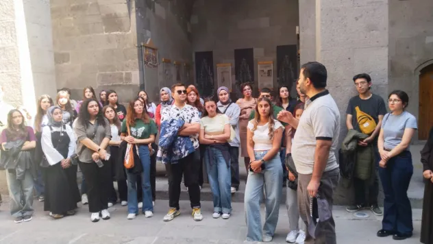 ERÜ'den yeni öğrencilere Kayseri Kültür Turu