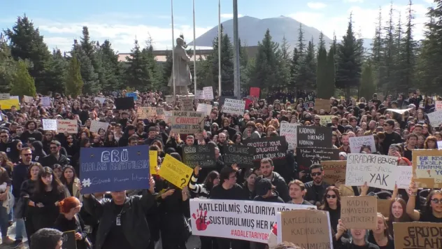 ERÜ Rektörü Altun, 'Can güvenliğinizi titiz bir şekilde devam ettiriyoruz'