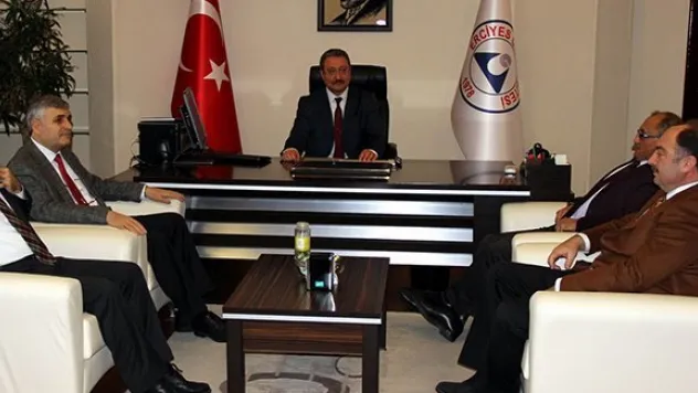 ERÜ Rektörü Prof. Dr. Muhammet Güven görevi teslim aldı