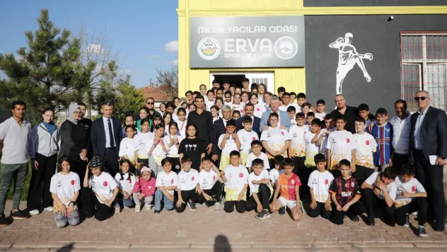ERVA sporcularına mobilyacılar odasından ödül
