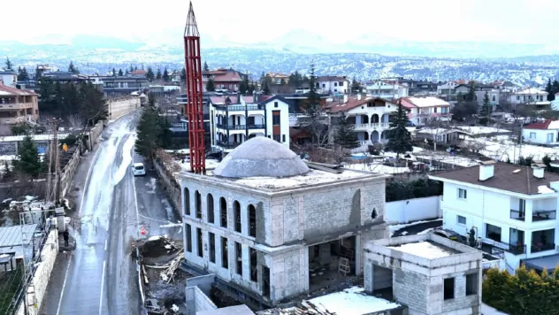 Eski Aynalı Cami Yeniden İnşa Ediliyor