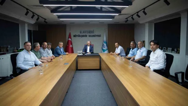 Başkan Büyükkılıç, hal kompleksi esnaflarını ağırladı