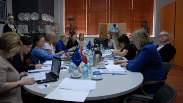 Ev Kadınlarına Tekstil Eğitimi