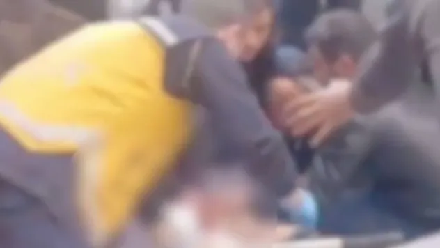 Fabrikada çıkan bıçaklı kavgada 1'i ağır 2 kişi yaralandı