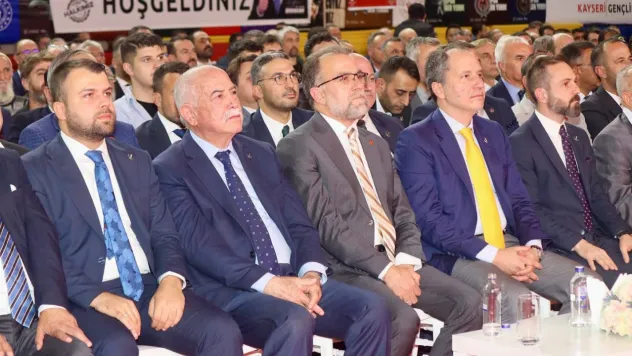Fatih Erbakan'dan Kayseri'de İktidara Net Mesaj: 'Biz Hasım Değil, Hakikat Hatırlatıcısıyız'