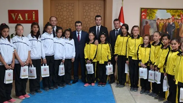 Felahiye Kanuni Süleyman Ortaokulu öğrencilerinden büyük başarı