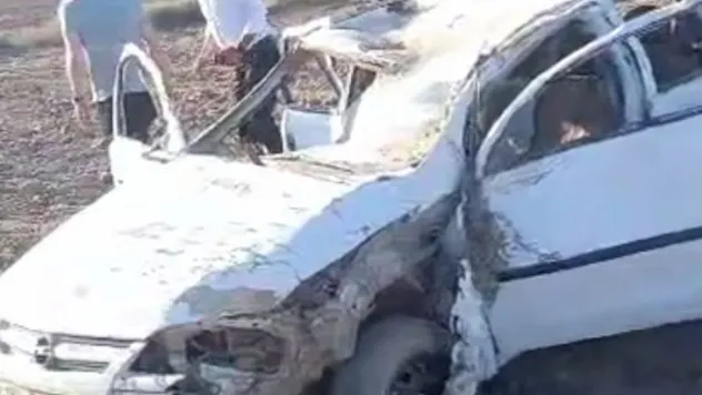 Garipçe yolunda kaza: 2'si ağır 3 yaralı