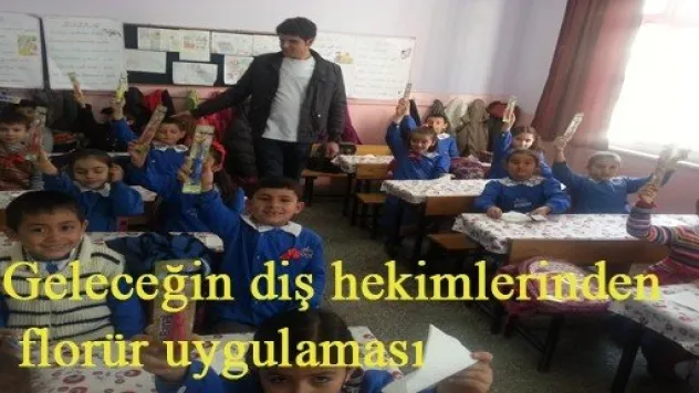 Geleceğin diş hekimlerinden florür uygulaması