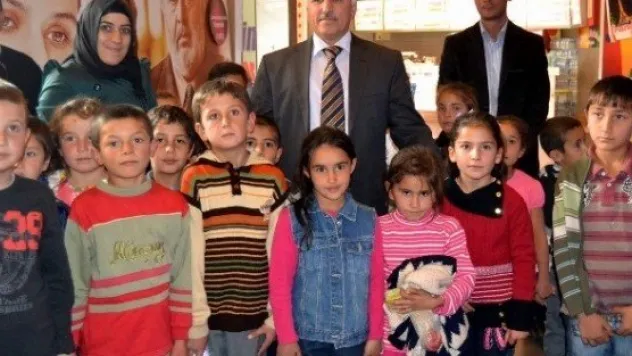 Gemerek İlçe Köylerinde Yaşayan Öğrencilerden Sinema Keyfi 