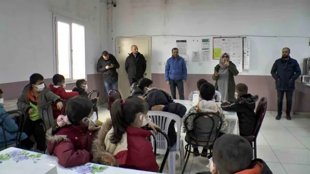 Geri dönüşümde Türkiye birincisi olan Kocasinan'ın tesislerine miniklerden ziyaret