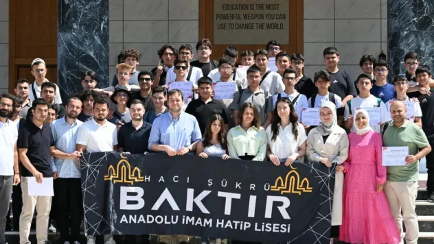 Hacı Şükrü Baktır AİHL'den İngilizce Eğitimde Sınırları Aşan Hamle