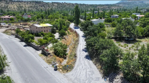 Hacılar'da Kilitli Parke Yol Çalışması