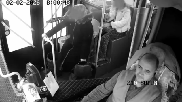 Halk Otobüsü Şoföründen Örnek Davranış: Fenalaşan yolcuyu hastaneye yetiştirdi