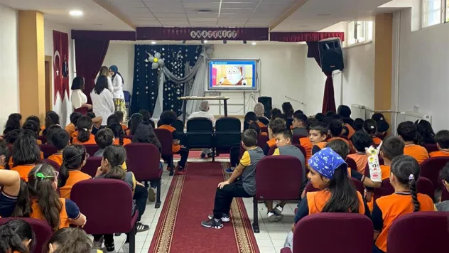 Halk Sağlığı Haftası'nda çocuklara öğretici seminer düzenlendi