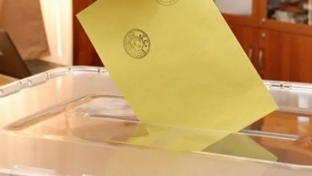 Hangi saatlerde oy kullanacağız 