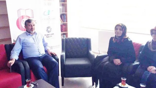 Hatice Kurt, İlim Yayma Cemiyeti'ni ziyaret etti