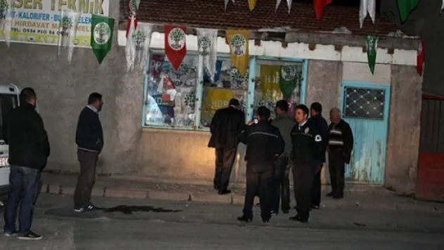 HDP seçim bürosuna saldırı