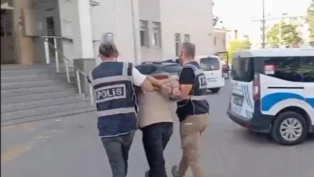 Hırsızlık suçundan aranan 36 yaşındaki şahıs yakalandı