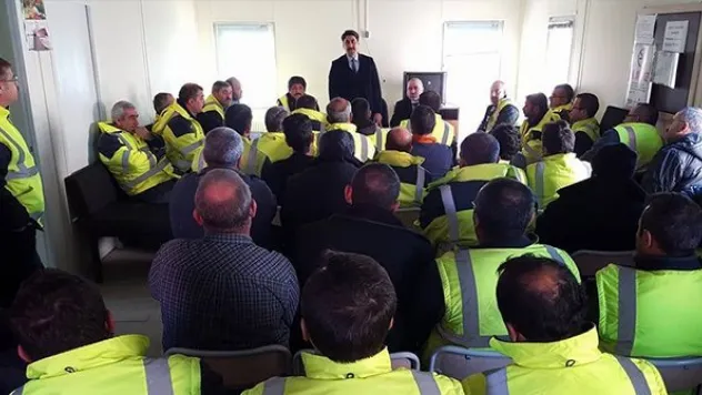 Hizmet-İş Sendikası taşeron işçileri bilgilendiriyor