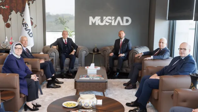 Hulusi Akar'dan MÜSİAD'a Ziyaret: 'Üretim ve Yatırım Gücümüzle Geleceğe Yürüyoruz'