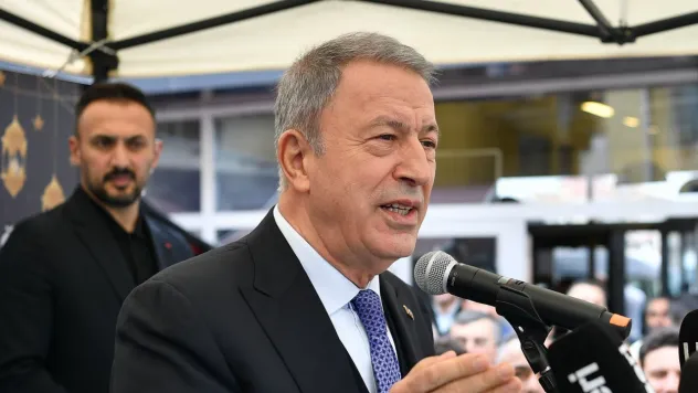 Hulusi Akar: 'Yaşasın söz dinleyen değil sözü dinlenen Türkiye'