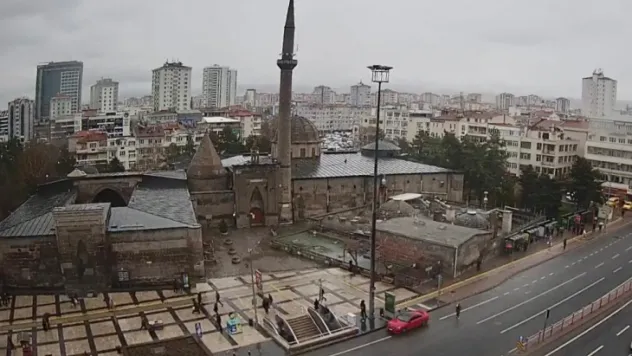 Hunat Camii ve tarihi