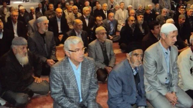 HUNAT CAMİİNDE SELAHATTİN KİP İÇİN MEVLİT OKUNDU