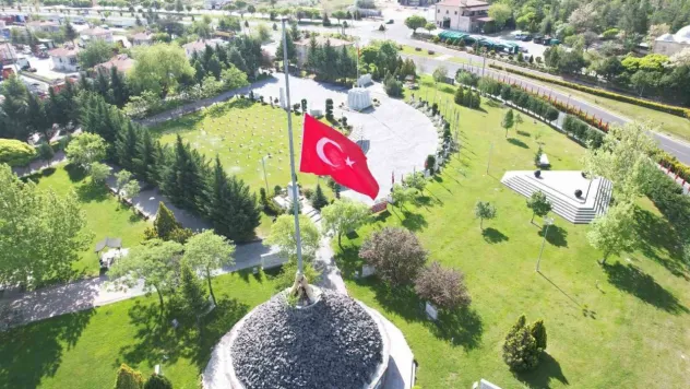 Tüm ülkede bayraklar yarıya indirildi