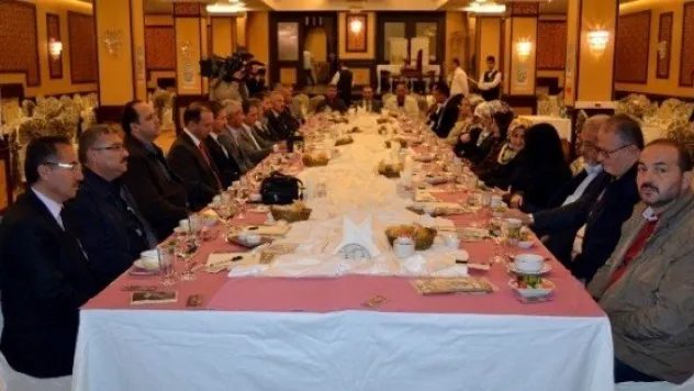 İhh İnsani Yardım Derneği'nden 'her Sınıfın Bir Yetim Kardeşi Var' Kampanyası 