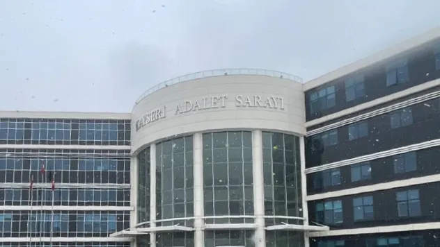 İki kişinin yaşamını yitirdiği trafik kazası nedeniyle açılan davaya devam edildi