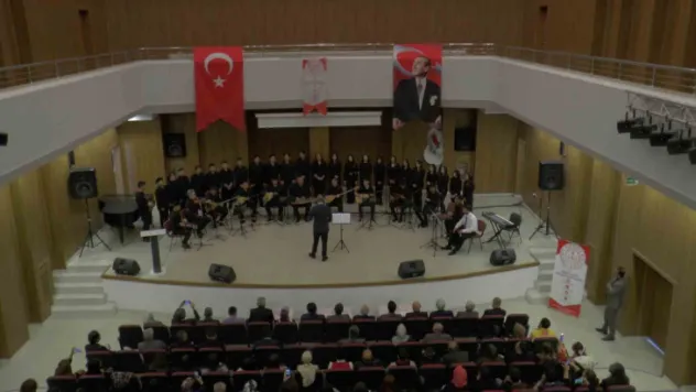 İl Milli Eğitim Müdürü Karaköse: 'Gençlerimiz oldukça Cumhuriyet yüzyıllarca yaşayacak'