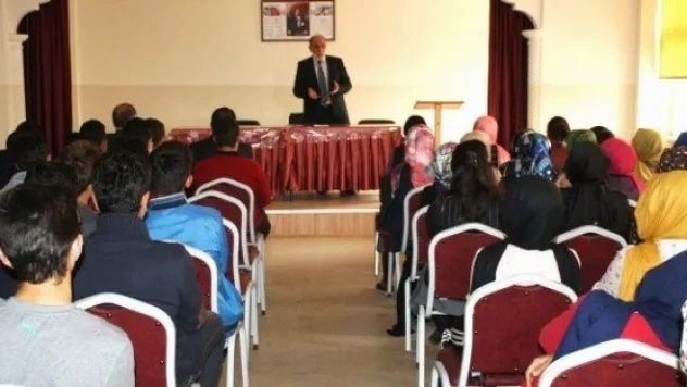 İl Müftüsü Maraşlıgil, Kocasinan İmkb İmam Hatibi Ziyaret Etti 