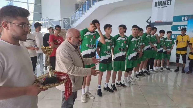 İmam-Hatip okulları arasında spor heyecanı devam ediyor