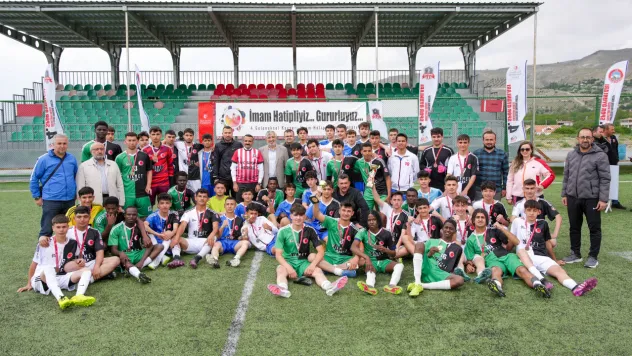 İmam Hatip Spor Oyunları şampiyonu Dedeman Ortaokulu oldu