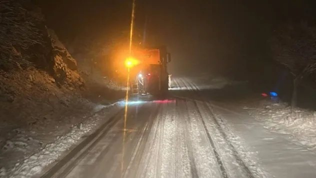 İncesu'da gece mesaisi: Yollar ulaşıma açıldı