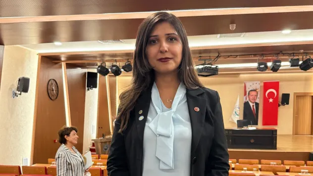 İYİ Partili Şahin, 'Bakanlık, eğitime önem vererek yatırımlarla destek versin'