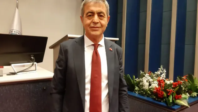 İYİ Partili Yücel: 'Kayseri'de neden pastırma festivali düzenlenmiyor?'