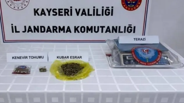 Jandarmadan narkotik operasyonu Çeşitli miktarda uyuşturucu madde ele geçirildi