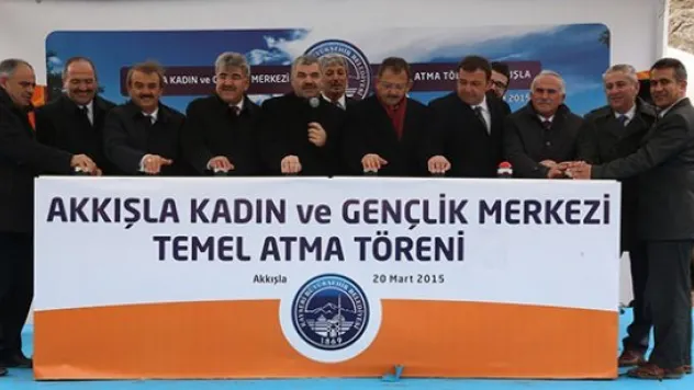 Kadın ve Gençlik Merkezi'ne ilk harç kondu