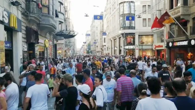 Kadınlar, Erkeklerden 5,2 Yıl Daha Uzun Yaşıyor