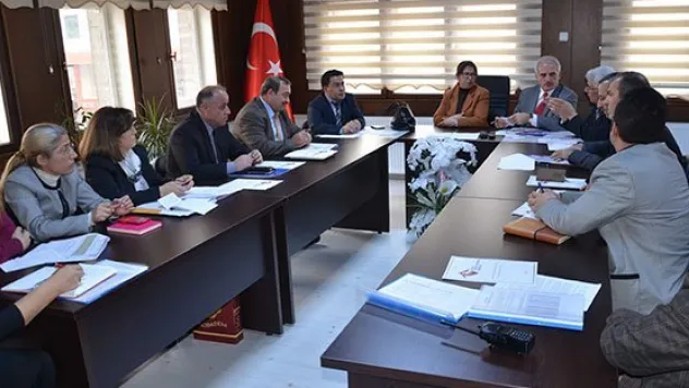 KADINLARA YÖNELİK ŞİDDET VE TÖRE CİNAYETLERİ İÇİN TOPLANTI YAPILDI