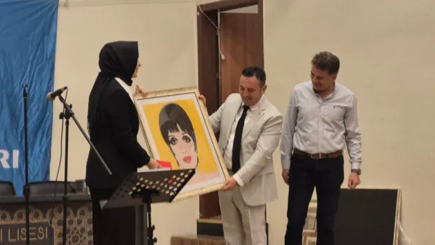 Kanser hastası çocuklar için müzayede düzenlendi