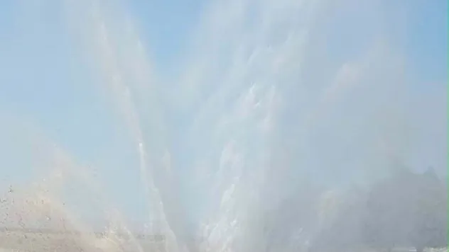 KASKİ'ye ait su borusu patladı