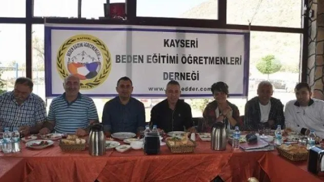 Kaybedder Üyeleri Kahvaltıda Bir Araya Geldi 