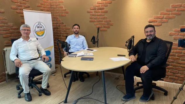 KAYDEM Yönetim Kurulu Üyesi Ali Osman Erdem, 'Değerlerimiz her ay bir konu başlığı üzerinde 100 okulumuzda devam ediyor'