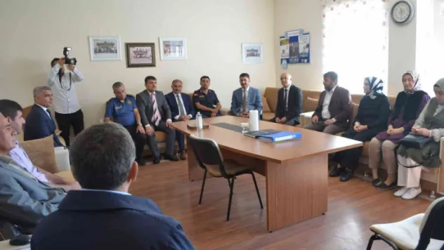 Kaymakam Tunç talimat verdi, öğretmenler öğrencilerin evine ziyarete gidecek