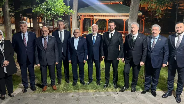 Kayseri Ak Parti Değerlendirme Toplantısı Elitaş Başkanlığında Yapıldı