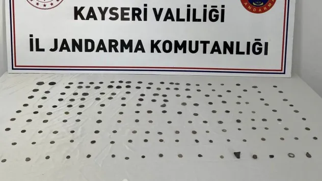 Kayseri'de 181 adet Roma Bizans sikkesi ele geçirildi