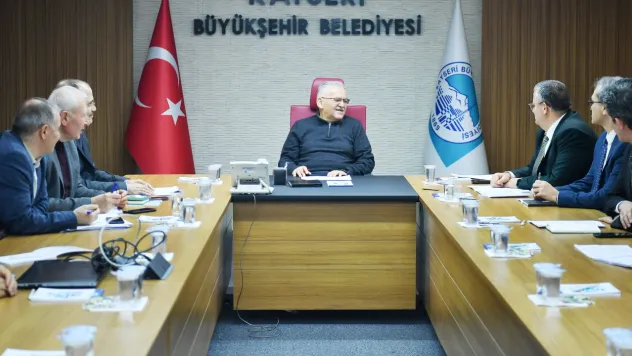 Kayseri'de 2025 Yılı Yatırım Zirvesi Gerçekleşti